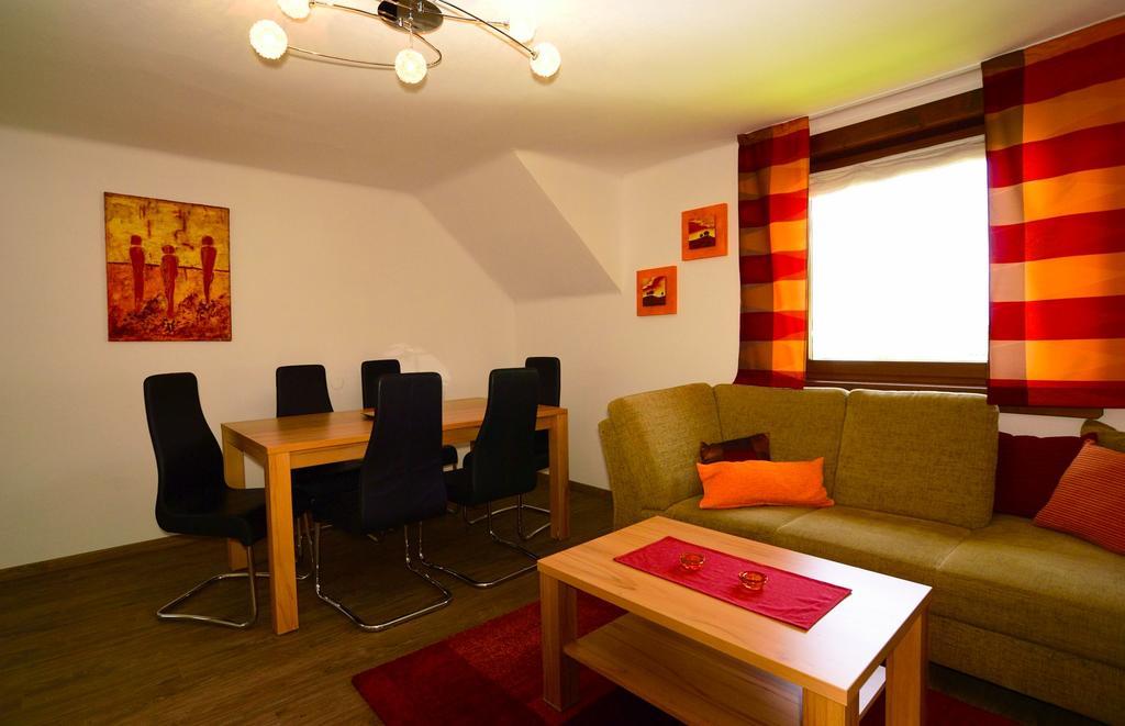 Apart Of Me Ferienhaus Faaker See Villach Exterior photo